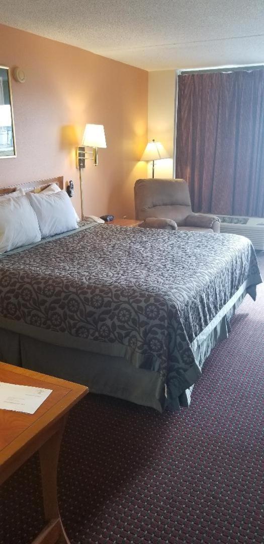 Americas Best Value Inn Holly Springs Екстер'єр фото